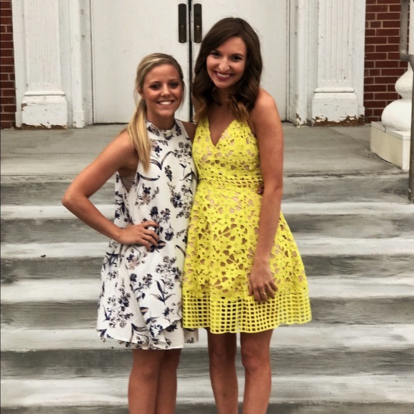 Lovers & Friends - Yellow Bellini Cutout Lace Dress - Picture 4 of 4